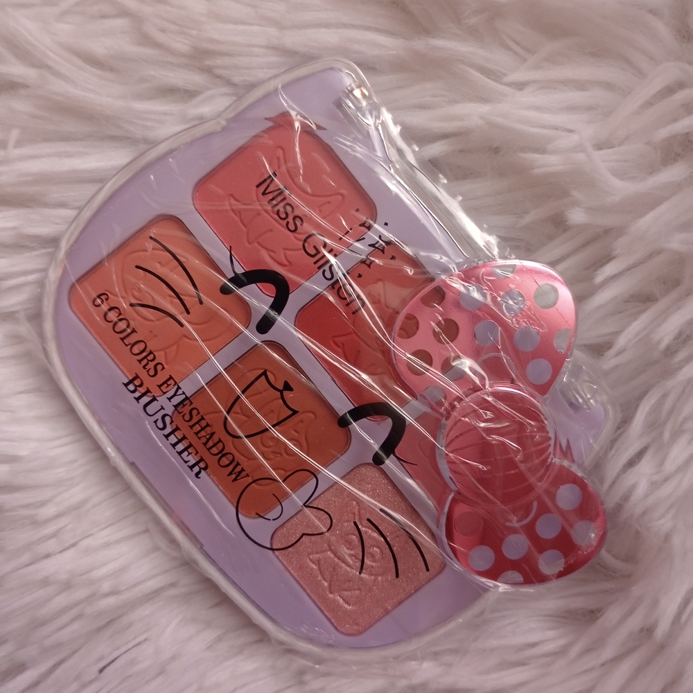 6-Color Eyeshadow Palette - Peach and Coral